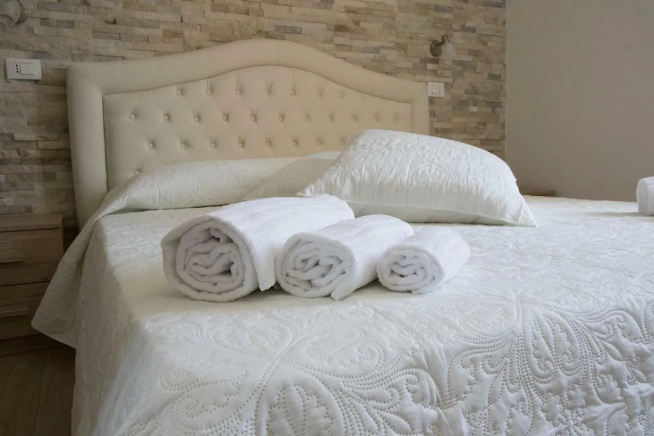 Bed and breakfast B&B Sole E Luna San Teodoro