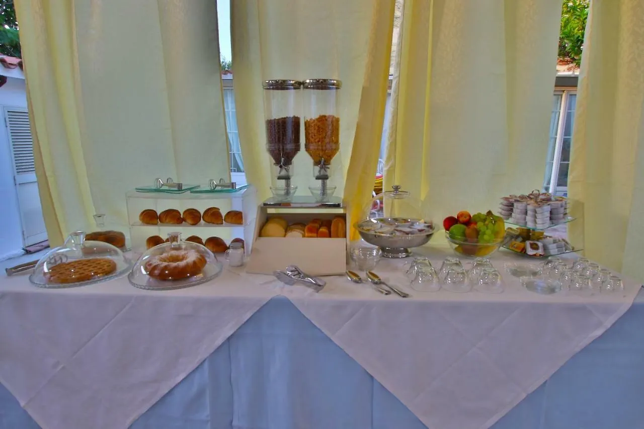 Bed and breakfast B&B Sole E Luna San Teodoro  Italia