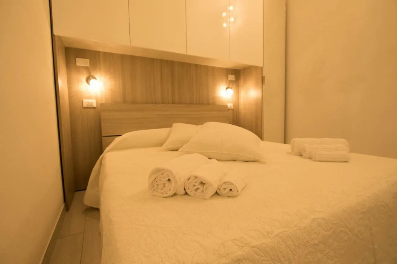 B&B Sole E Luna San Teodoro  Bed & Breakfast