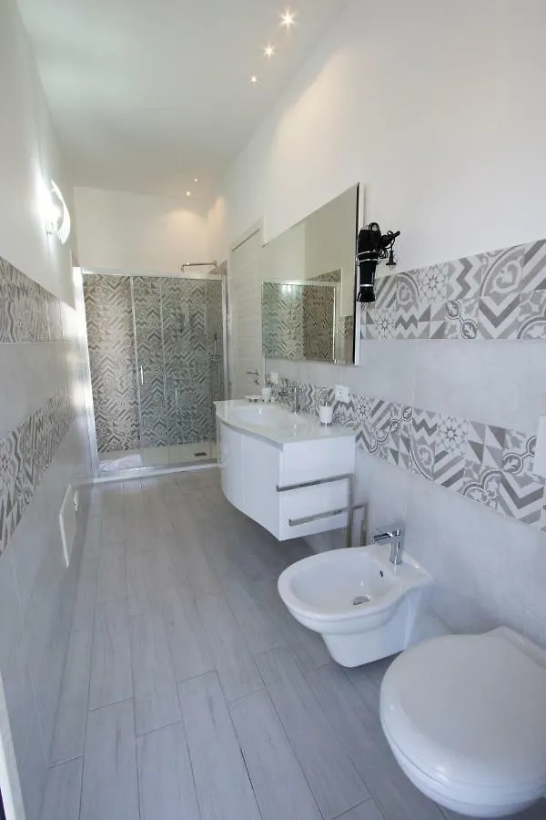 Bed and breakfast B&B Sole E Luna San Teodoro  Italia