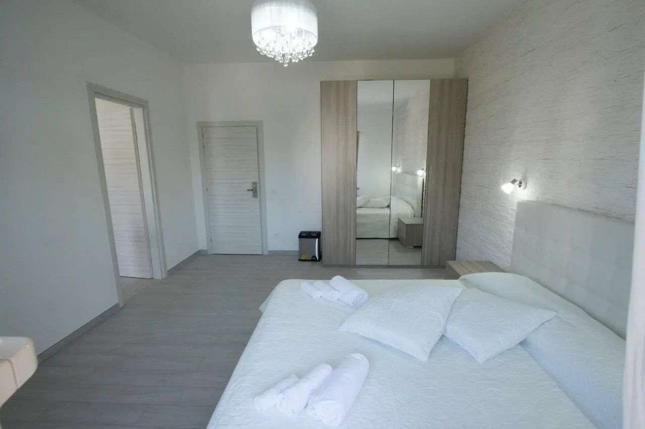 B&B Sole E Luna San Teodoro